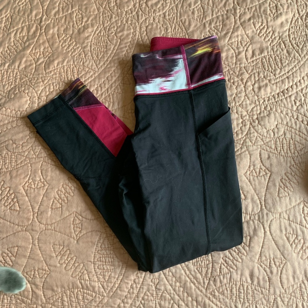Lulu lemon 7/8 legging in size 2